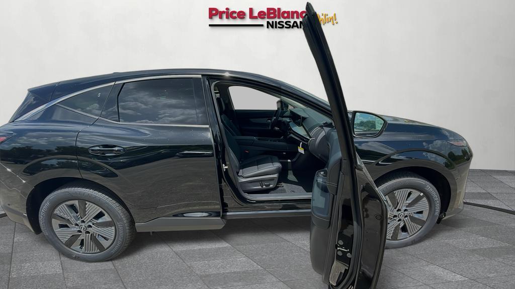 new 2025 Nissan Murano car, priced at $46,257