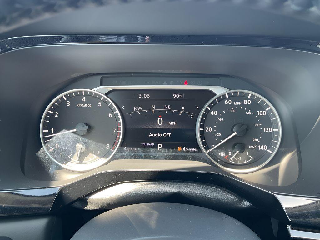 new 2025 Nissan Pathfinder car, priced at $48,005