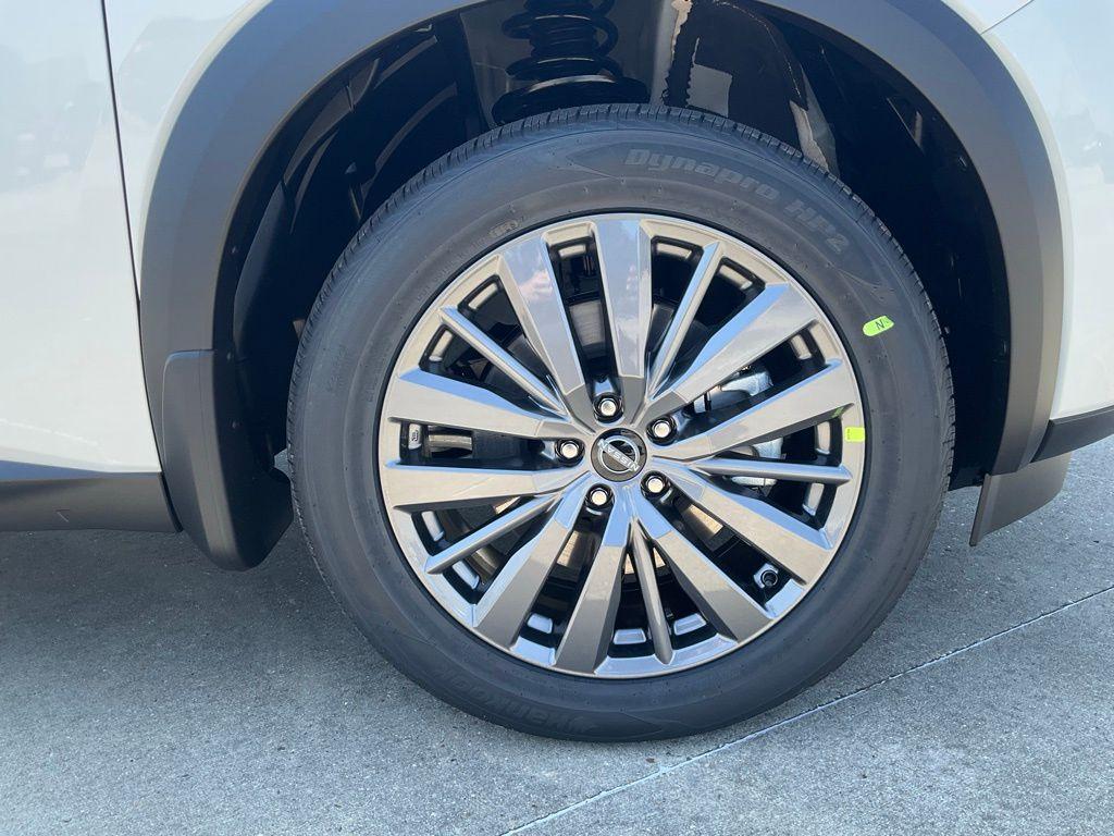 new 2025 Nissan Pathfinder car, priced at $48,005