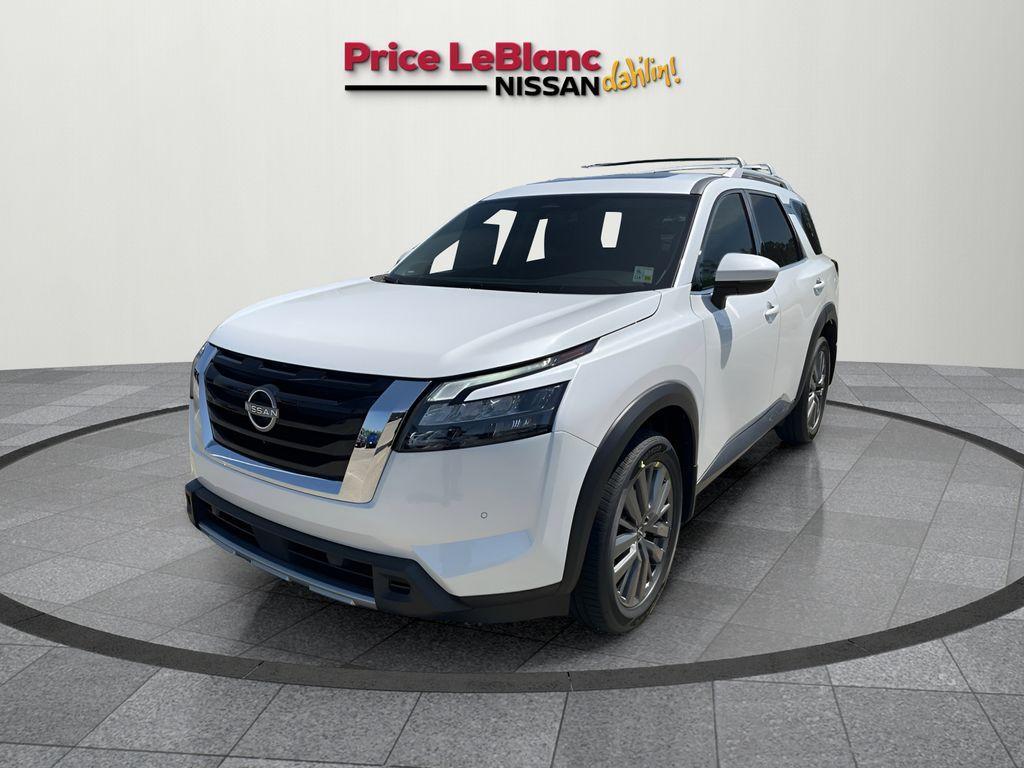 new 2025 Nissan Pathfinder car, priced at $48,005