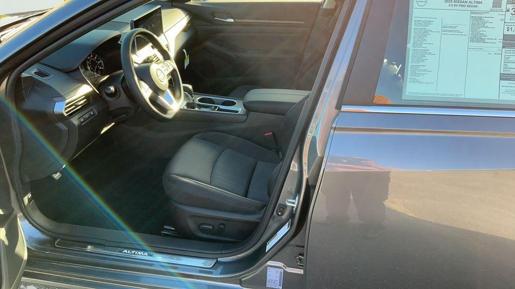 new 2025 Nissan Altima car, priced at $30,555