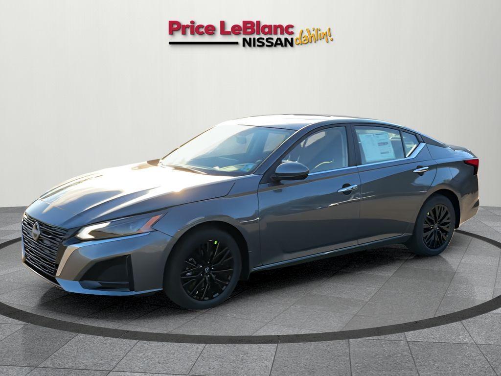 new 2025 Nissan Altima car, priced at $30,555