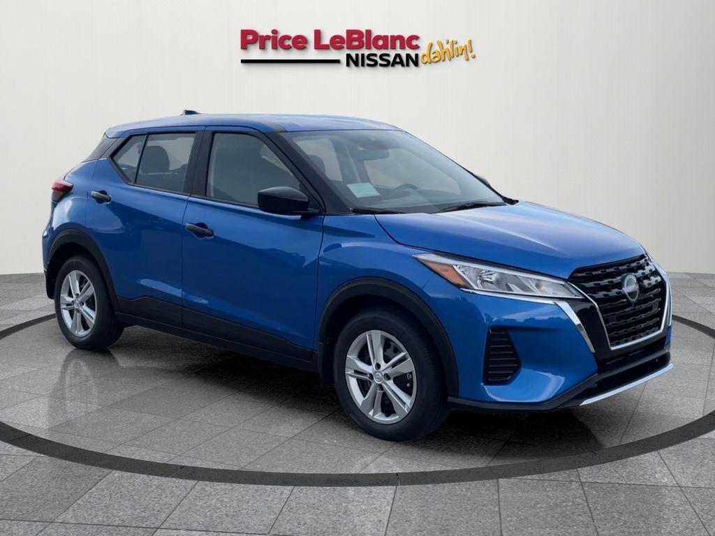 new 2025 Nissan Kicks Play car, priced at $23,960