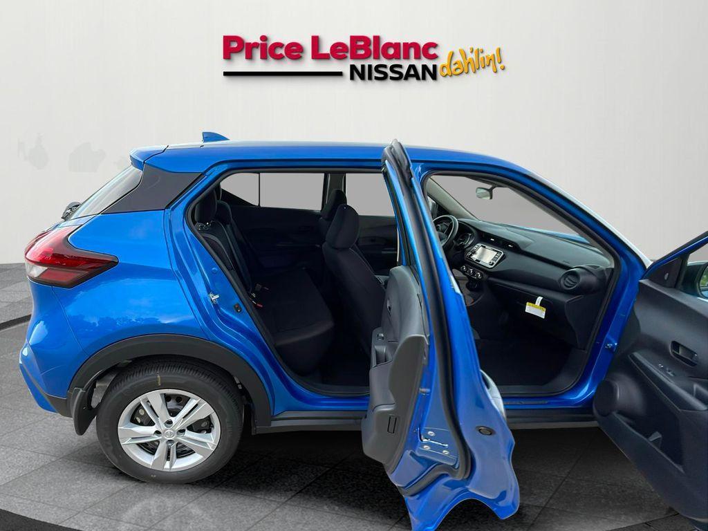 new 2025 Nissan Kicks Play car, priced at $21,828
