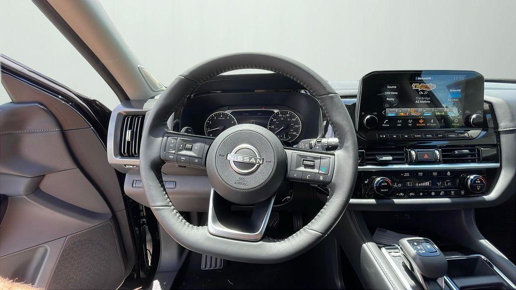 new 2025 Nissan Pathfinder car, priced at $43,105