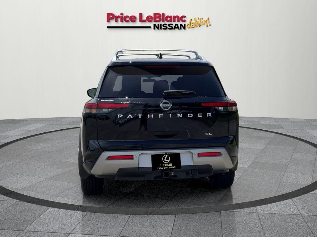 new 2025 Nissan Pathfinder car, priced at $43,105