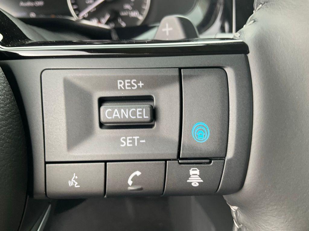 new 2025 Nissan Pathfinder car, priced at $47,555