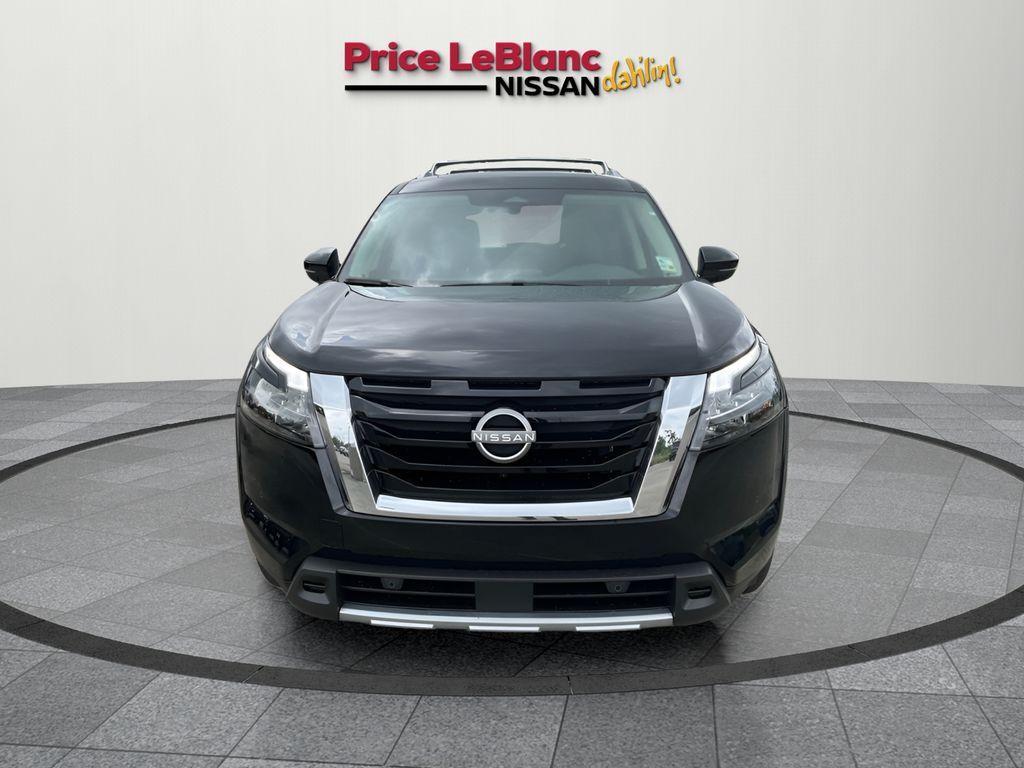 new 2025 Nissan Pathfinder car, priced at $47,555