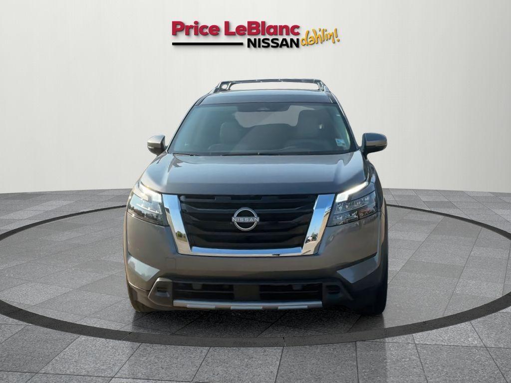 new 2025 Nissan Pathfinder car, priced at $44,590