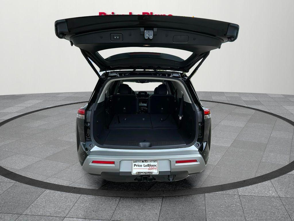 new 2025 Nissan Pathfinder car, priced at $47,555