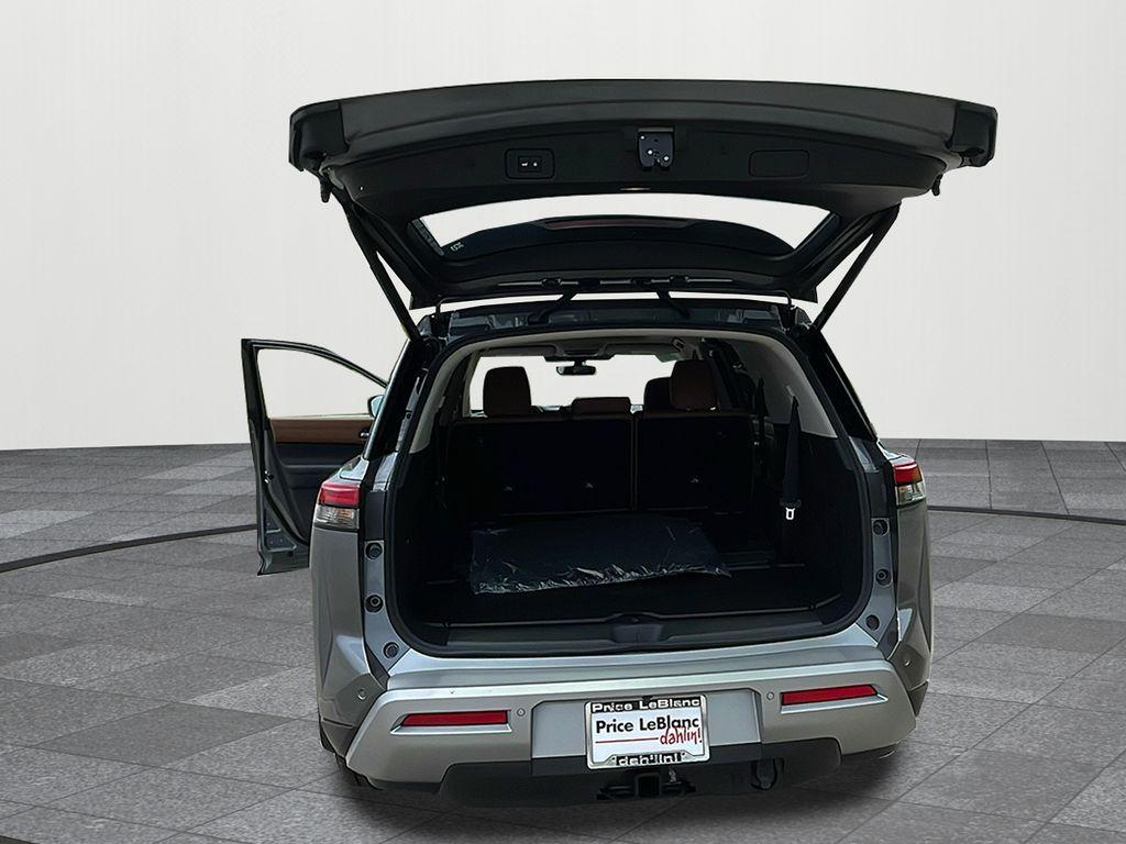 new 2025 Nissan Pathfinder car, priced at $51,485