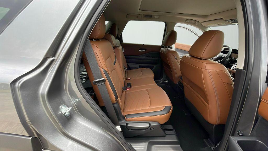 new 2025 Nissan Pathfinder car, priced at $51,485
