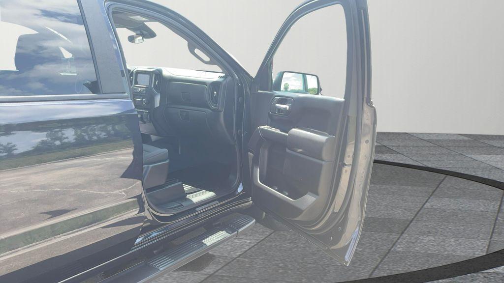 used 2022 Chevrolet Silverado 1500 car, priced at $32,871