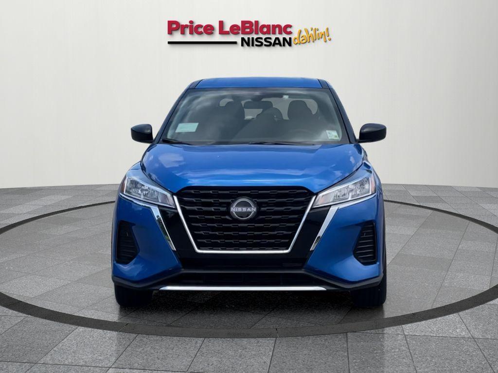 new 2025 Nissan Kicks Play car, priced at $23,760