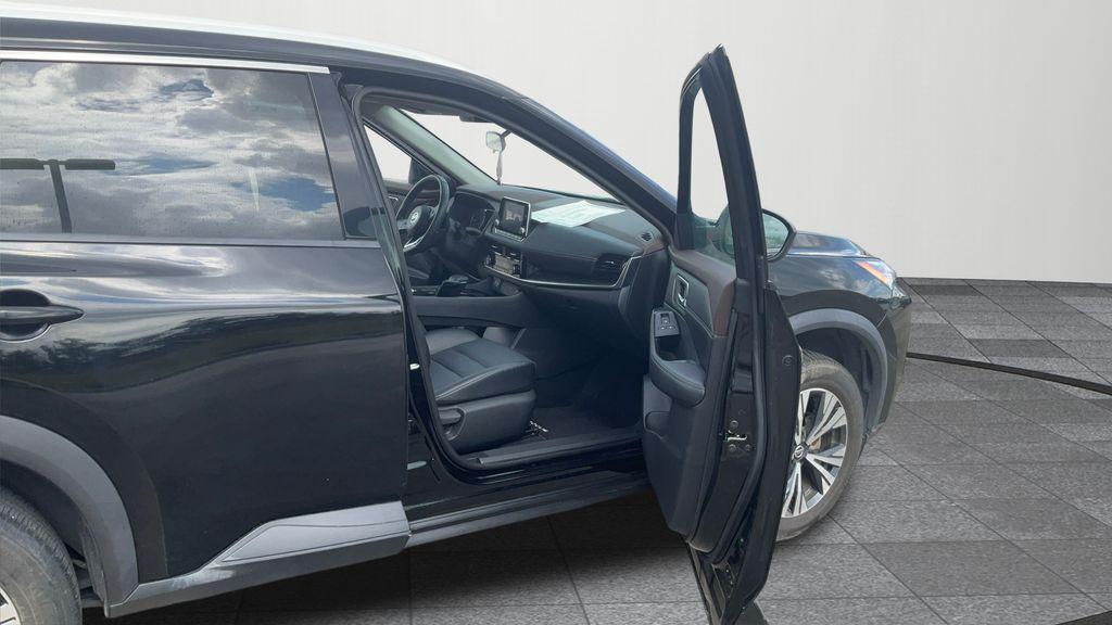 used 2021 Nissan Rogue car, priced at $23,771