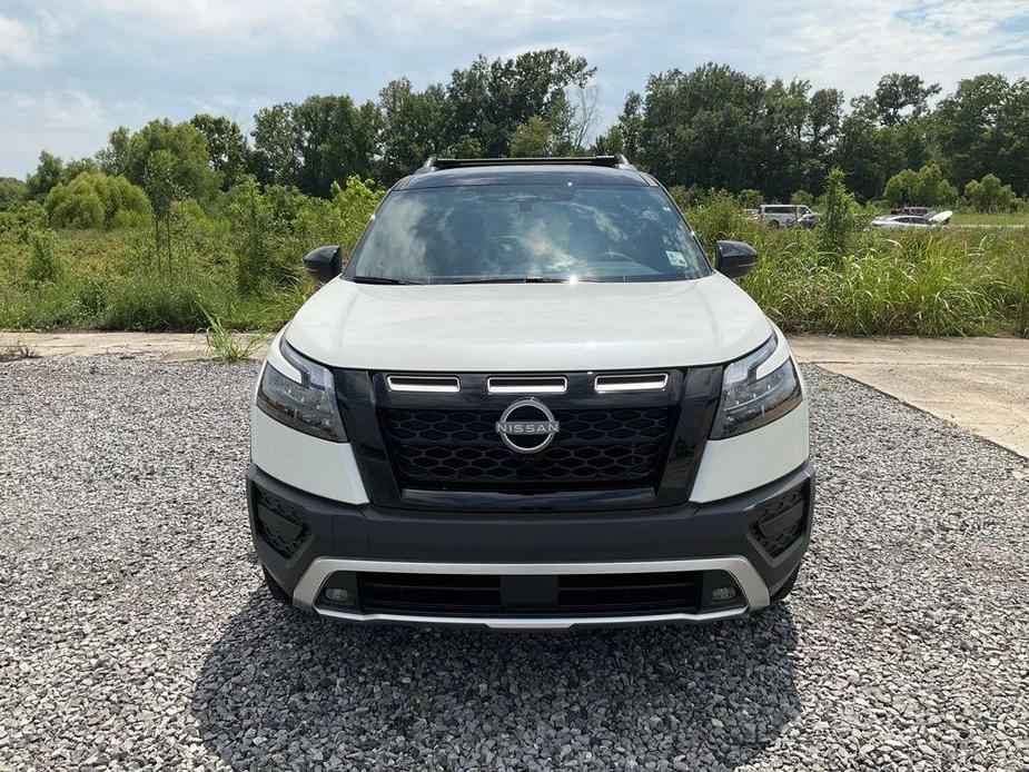 new 2024 Nissan Pathfinder car, priced at $45,911