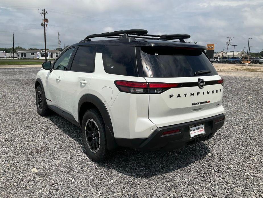 new 2024 Nissan Pathfinder car, priced at $45,911