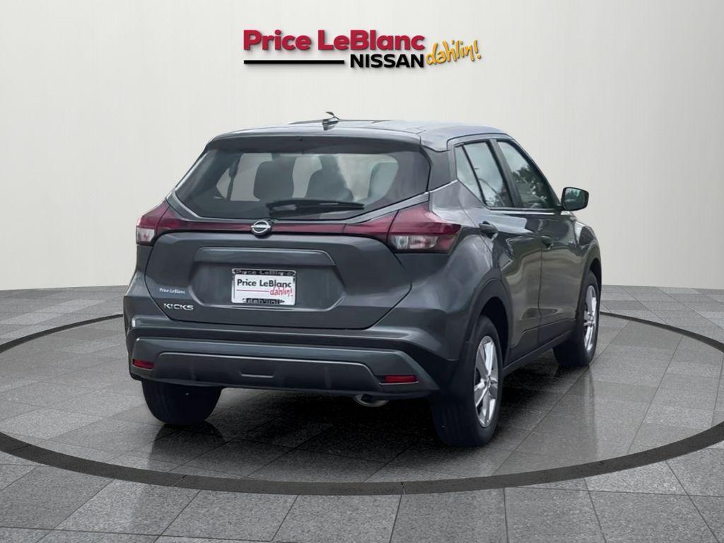 new 2025 Nissan Kicks Play car, priced at $23,760
