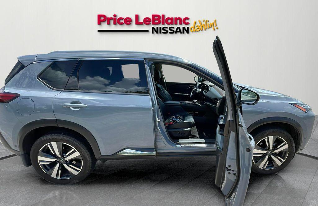 used 2022 Nissan Rogue car, priced at $23,871
