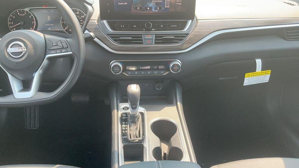 new 2025 Nissan Altima car, priced at $31,005