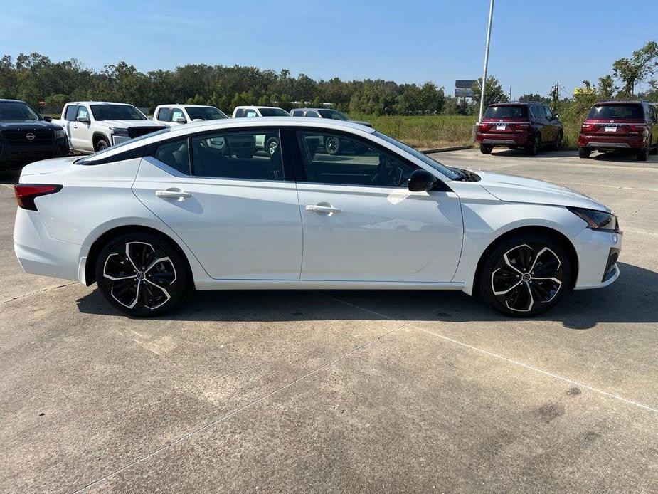 new 2025 Nissan Altima car, priced at $31,210