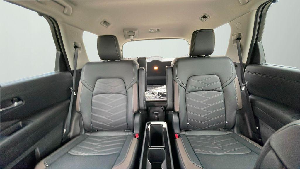 new 2025 Nissan Pathfinder car, priced at $51,610