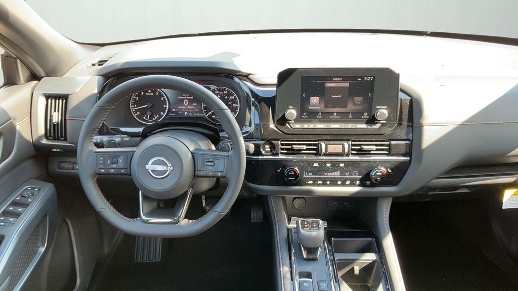 new 2025 Nissan Pathfinder car, priced at $46,620
