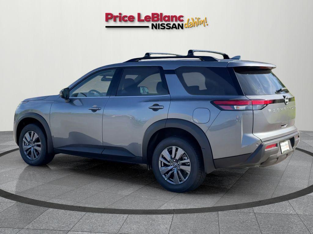 new 2025 Nissan Pathfinder car, priced at $41,865