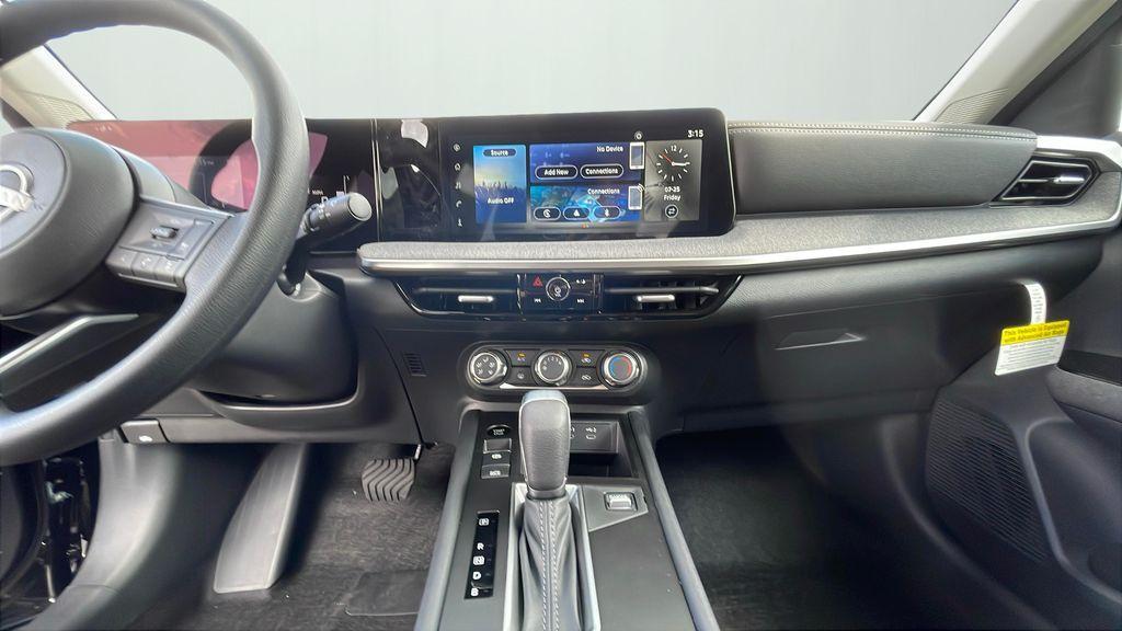 new 2025 Nissan Kicks car, priced at $25,710