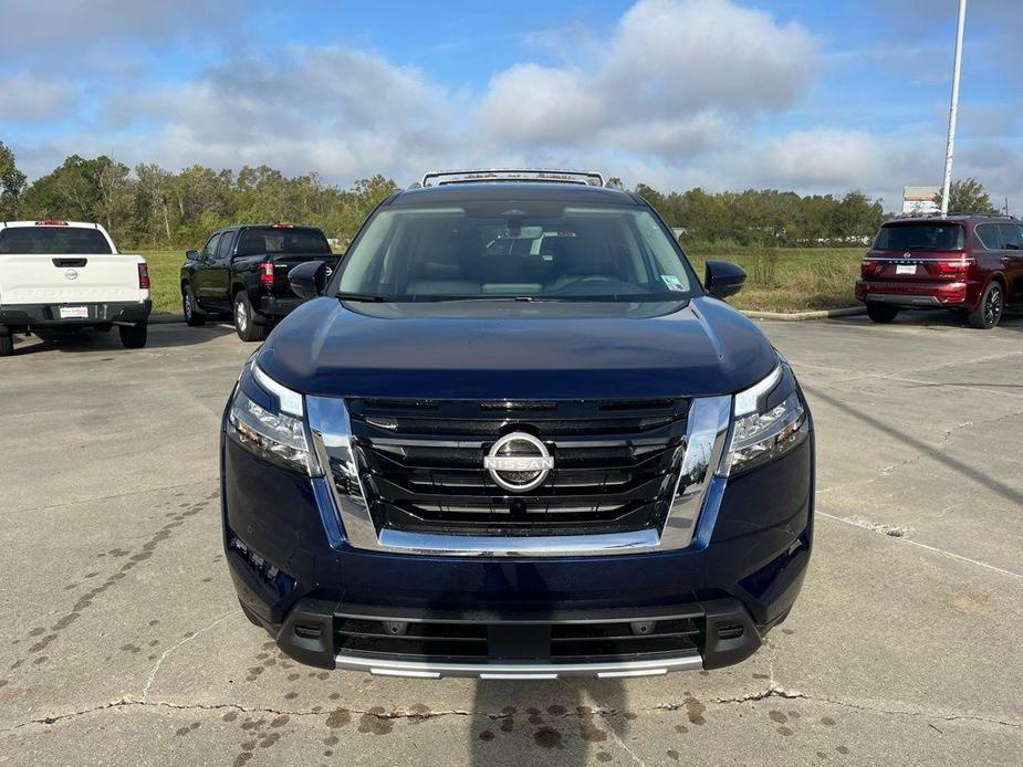 new 2024 Nissan Pathfinder car, priced at $45,500