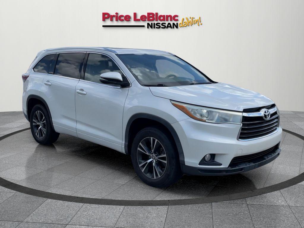 used 2016 Toyota Highlander car, priced at $19,414