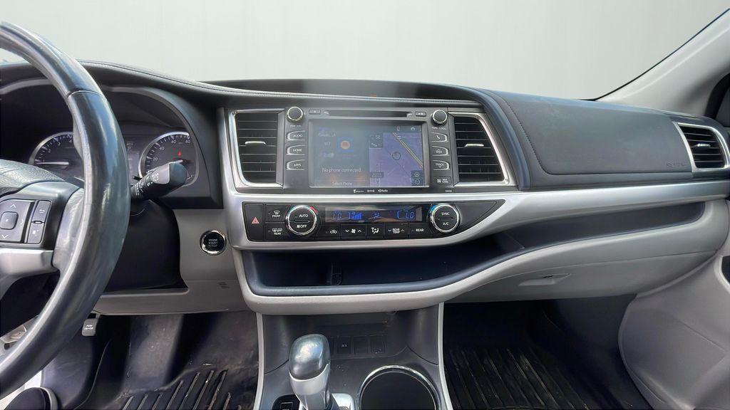 used 2016 Toyota Highlander car, priced at $19,414