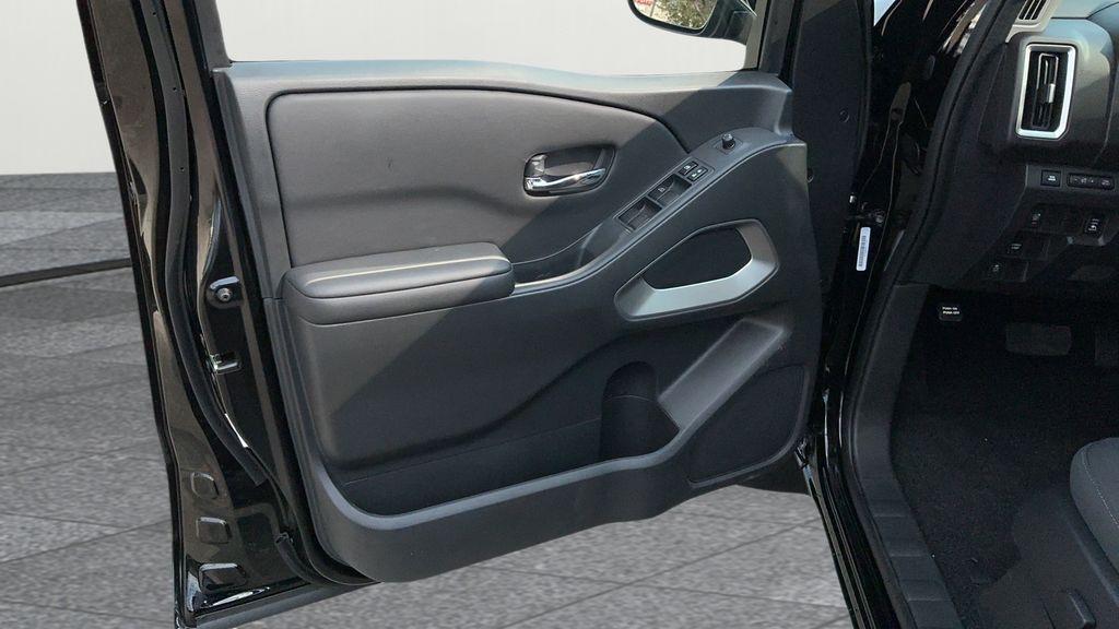 new 2025 Nissan Frontier car, priced at $39,925