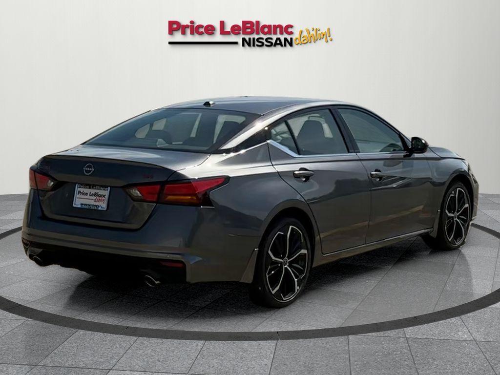 new 2025 Nissan Altima car, priced at $34,030