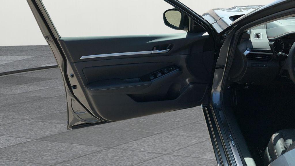 new 2025 Nissan Altima car, priced at $34,030
