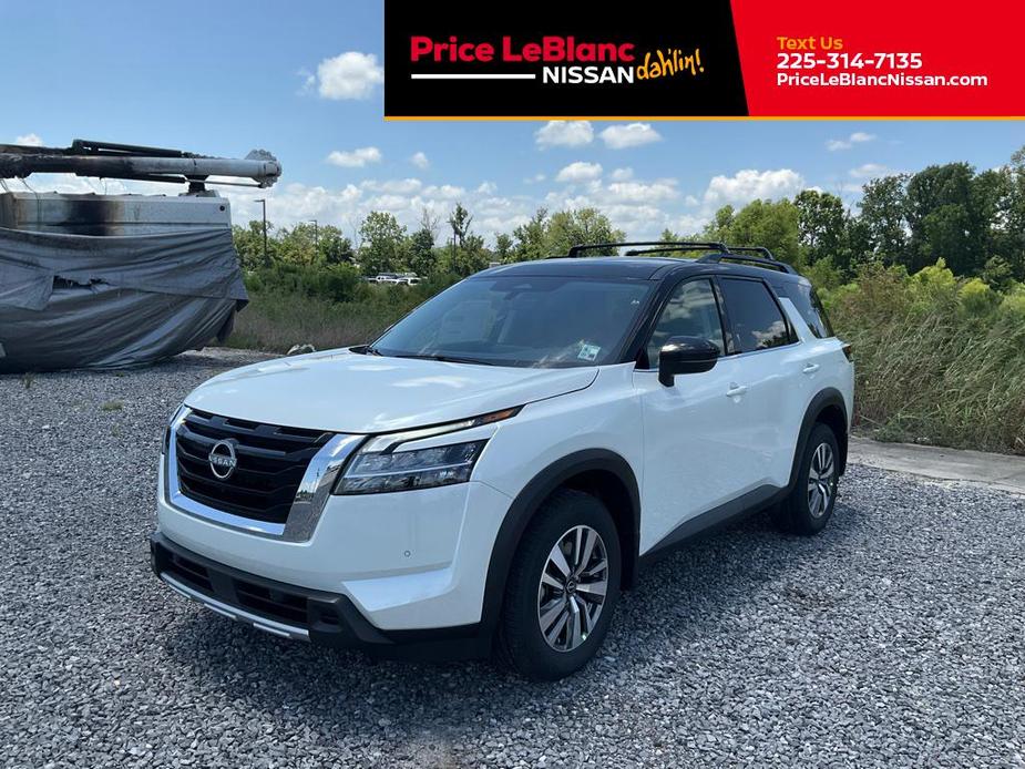 new 2024 Nissan Pathfinder car, priced at $44,989