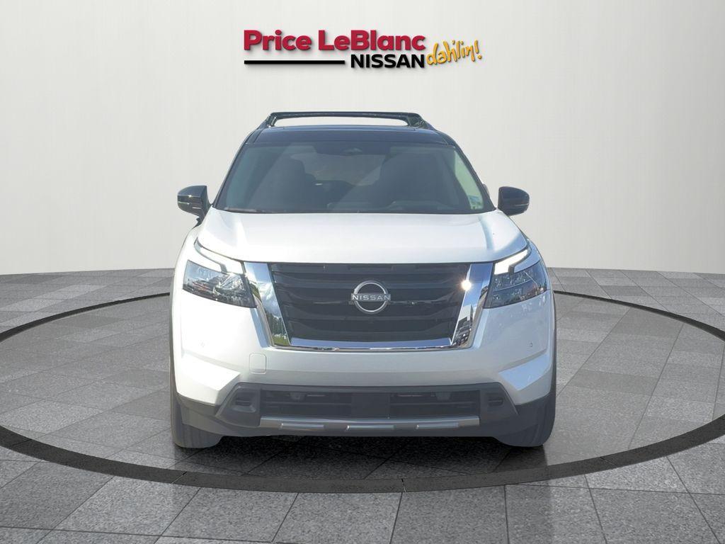 new 2025 Nissan Pathfinder car, priced at $53,035