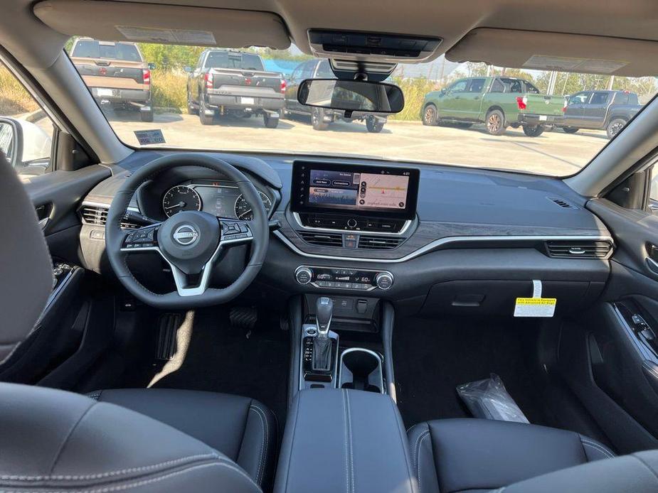 new 2025 Nissan Altima car, priced at $33,679