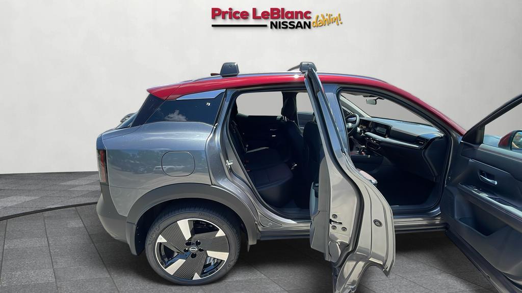 new 2025 Nissan Kicks car, priced at $28,915