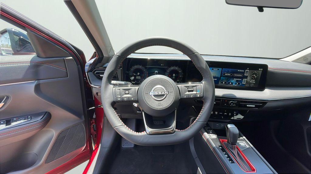 new 2025 Nissan Kicks car, priced at $29,250