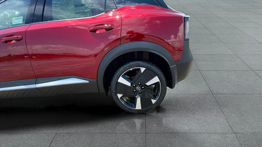 new 2025 Nissan Kicks car, priced at $29,250