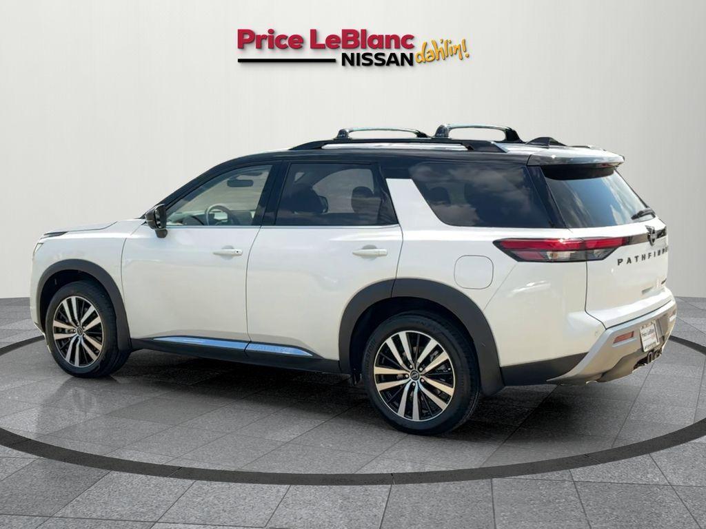 new 2025 Nissan Pathfinder car, priced at $52,880