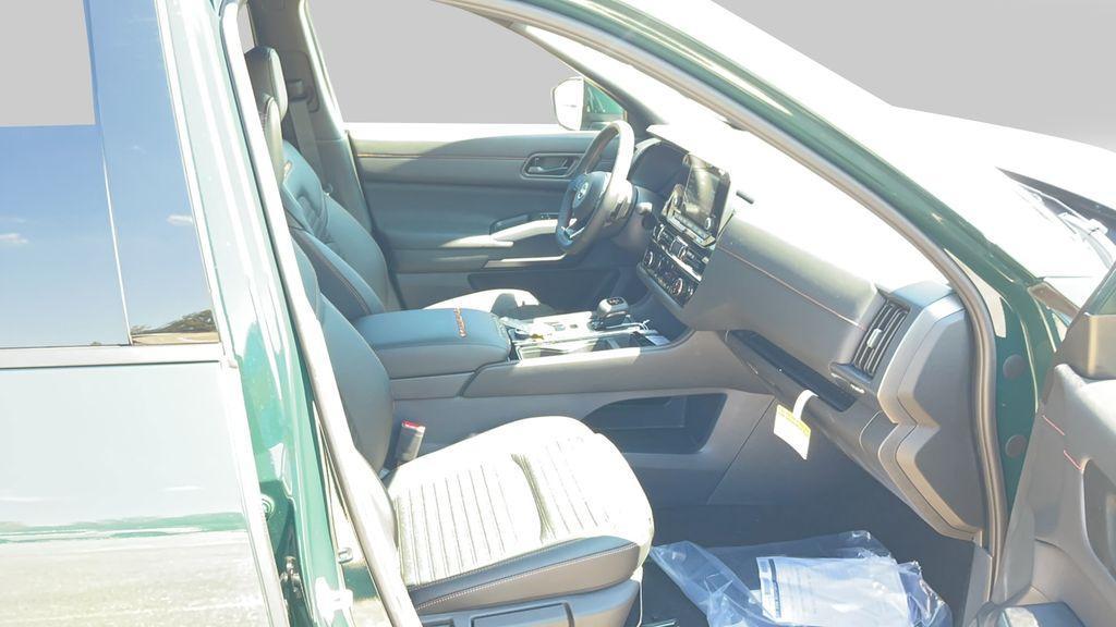 new 2025 Nissan Pathfinder car, priced at $46,620