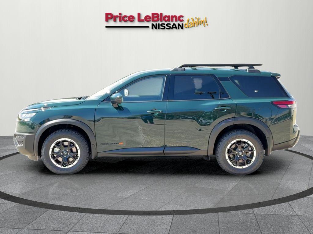 new 2025 Nissan Pathfinder car, priced at $46,620