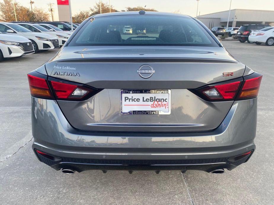 new 2025 Nissan Altima car, priced at $34,080