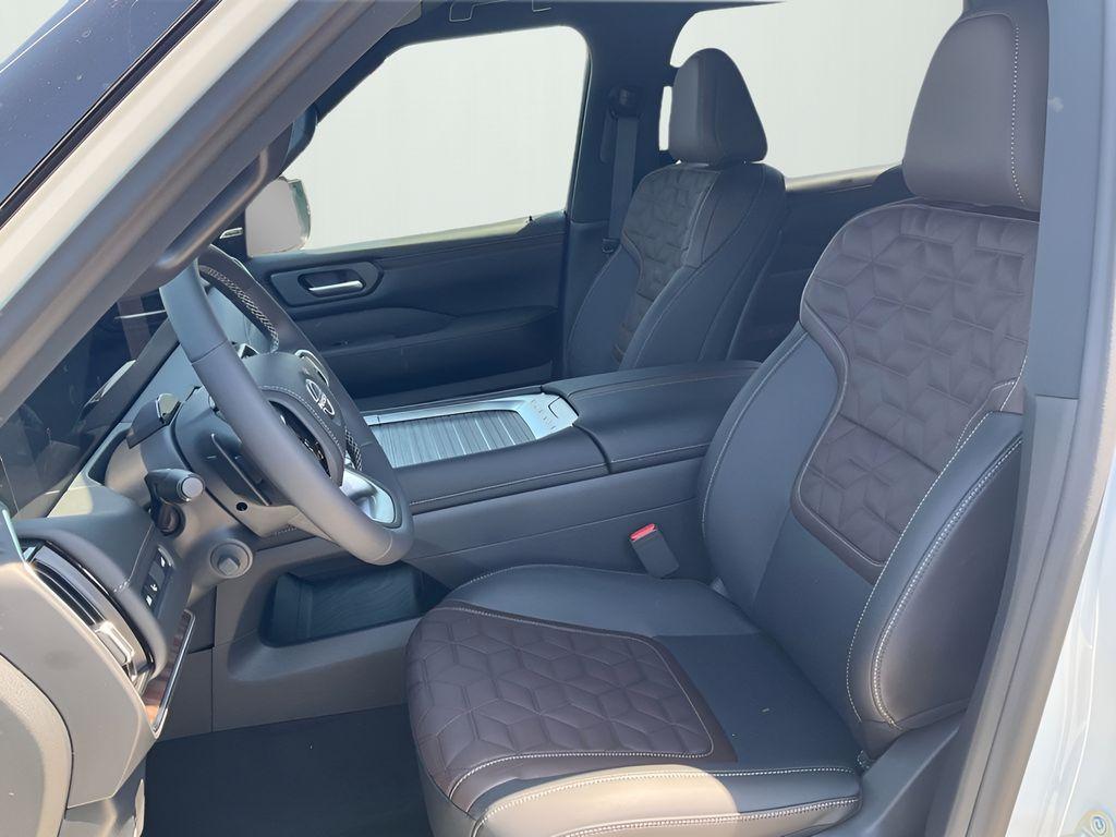 new 2025 Nissan Armada car, priced at $83,290