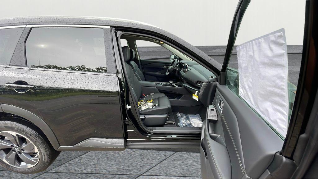 new 2025 Nissan Rogue car, priced at $33,985