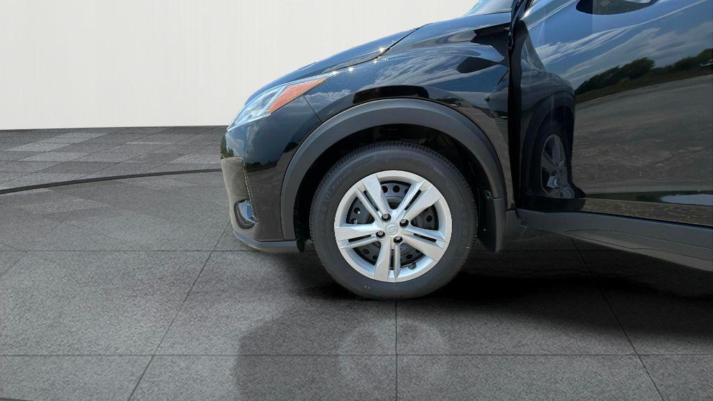 new 2025 Nissan Kicks Play car, priced at $23,760