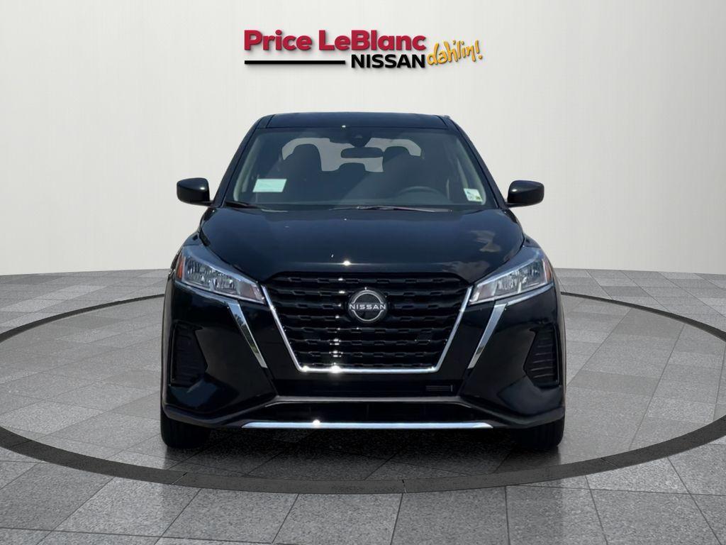 new 2025 Nissan Kicks Play car, priced at $23,760