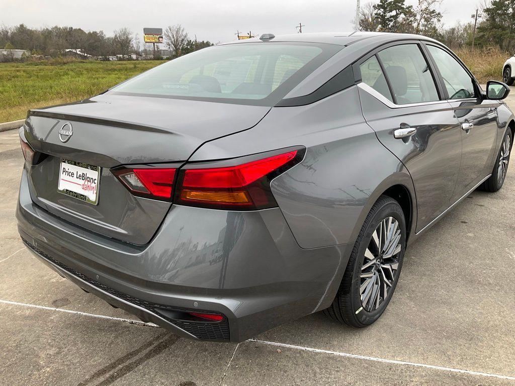 new 2025 Nissan Altima car, priced at $29,330